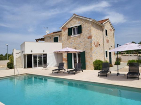 Villa Violet